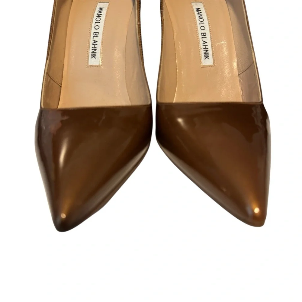 Manolo Blahnik Shiny Tan Heels | Very Good Condition